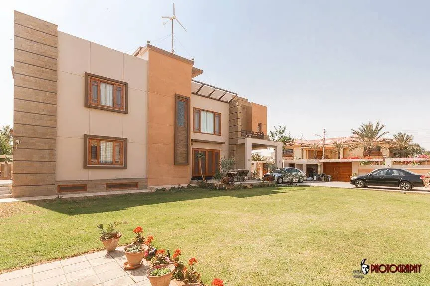 Mr. Hanif Jhalia wala